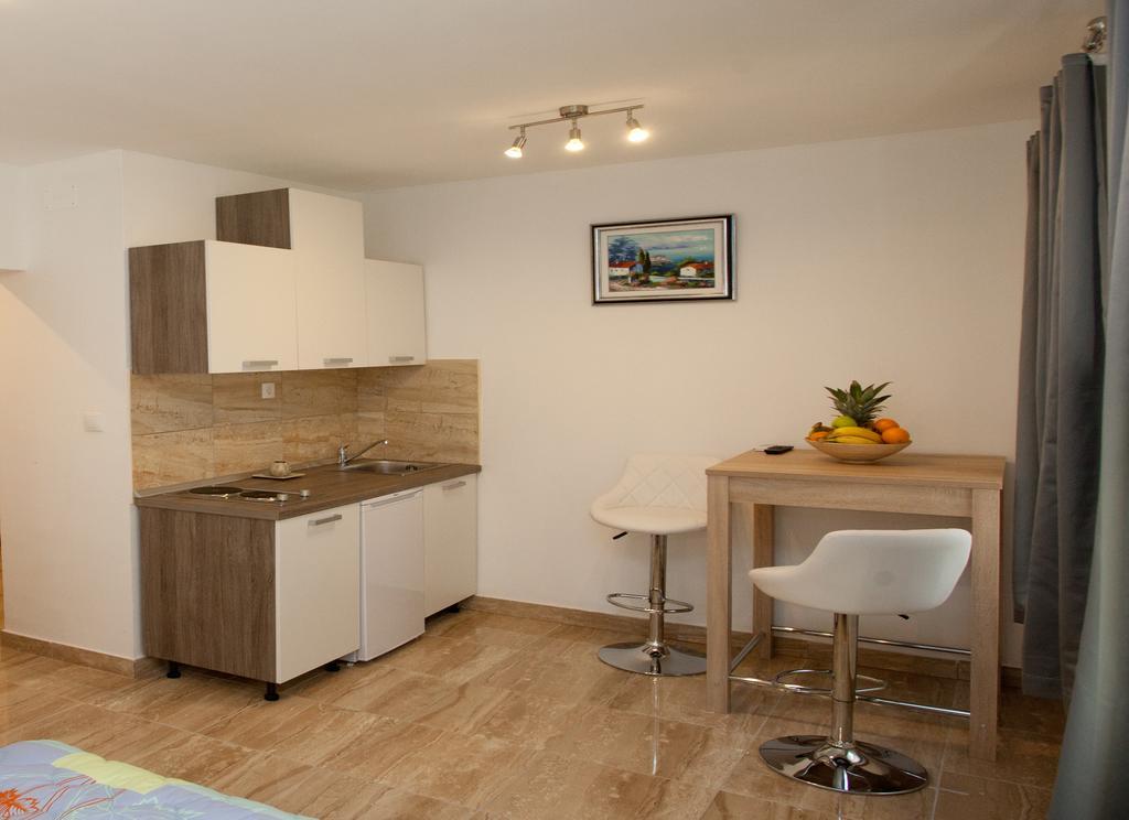 Central Luxury Rooms Izidor Split Room photo